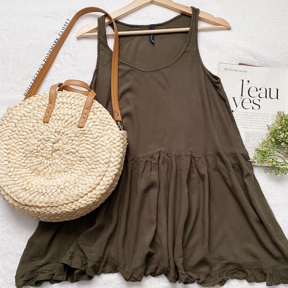 Green Oversized Ruffle Trim Peplum Tunic Tank Top